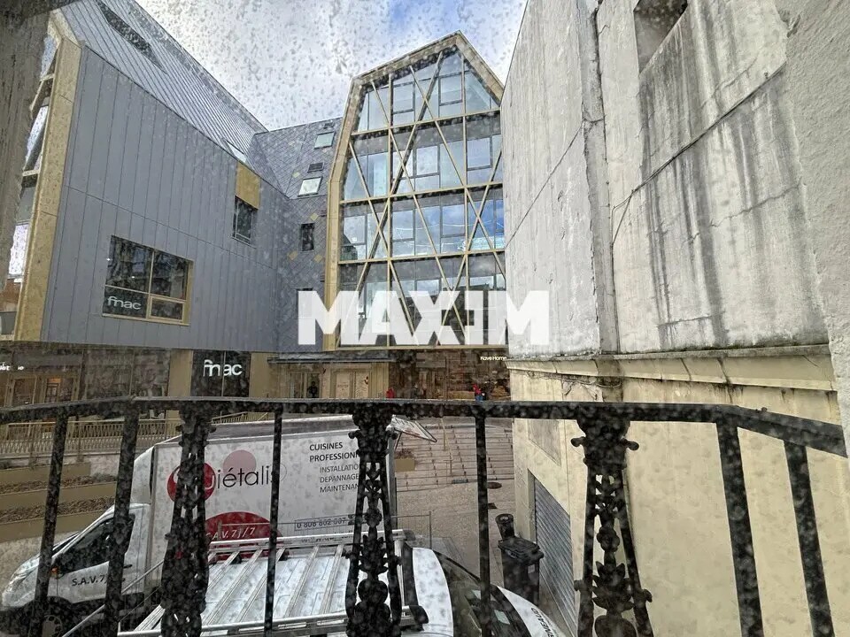 11 Rue Dauphine, Dijon à louer Photo de l’immeuble– Image 1 sur 6