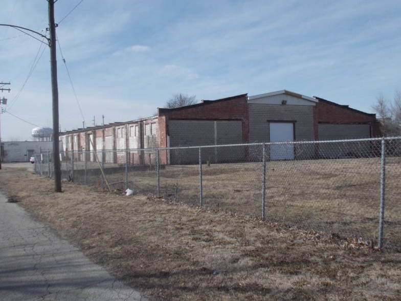 Woodford St and Lowber St, Decatur, IL à louer - Photo de l’immeuble – Image 1 sur 4
