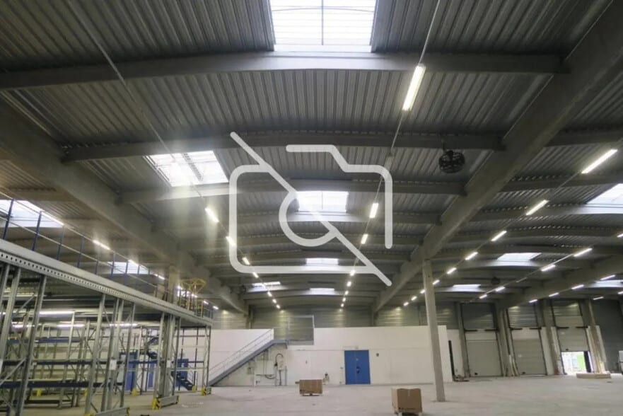 Industriel/Logistique dans Lisses à louer - Photo intérieure – Image 3 sur 4