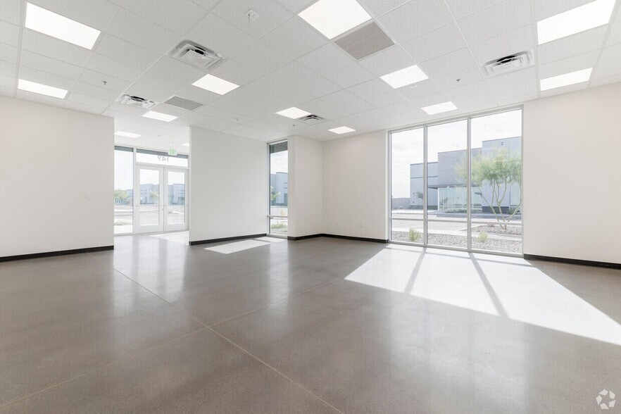7303 S Hawes Rd, Mesa, AZ à vendre - Photo de l’immeuble – Image 2 sur 17