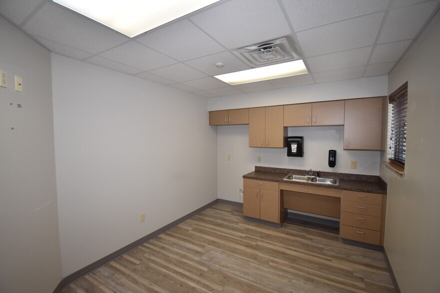 2401 W Oak St, Denton, TX à vendre - Photo intérieure – Image 3 sur 18