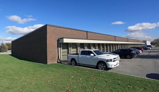 Plus de détails pour 4-18 Denison St, Markham, ON - Local d'activités à louer