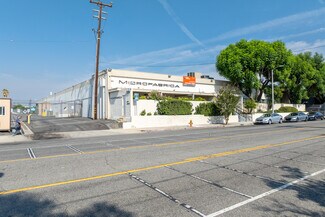 Plus de détails pour 7911-7913 Haskell Ave, Van Nuys, CA - Industriel/Logistique à louer
