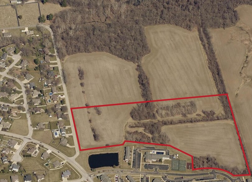 3318 Brooke Rd, Kokomo, IN à vendre - Photo principale – Image 1 sur 5