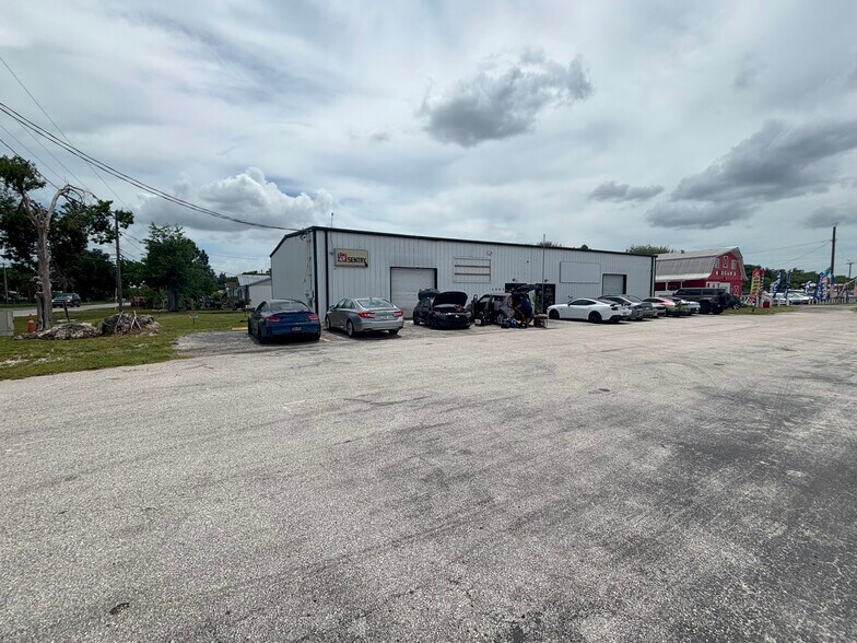 1509 7th St SW, Ruskin, FL à vendre - Photo de l’immeuble – Image 2 sur 11