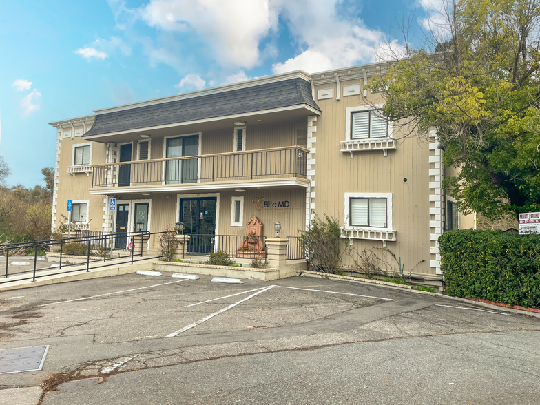 360 Rose St, Danville, CA à vendre - Photo de l’immeuble – Image 1 sur 6