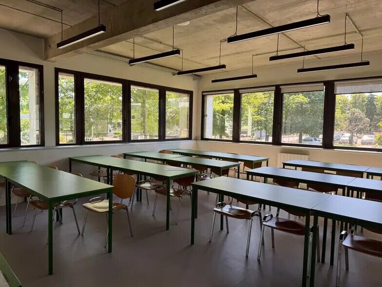 Bureau dans Bordeaux à louer - Photo intérieure – Image 1 sur 5