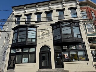 Plus de détails pour 251 Mill St, Greenwich, CT - Logement à vendre