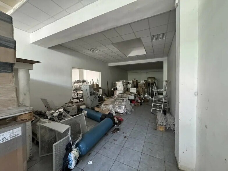 Local d'activités dans Mareuil-lès-Meaux à vendre - Photo de l’immeuble – Image 3 sur 12