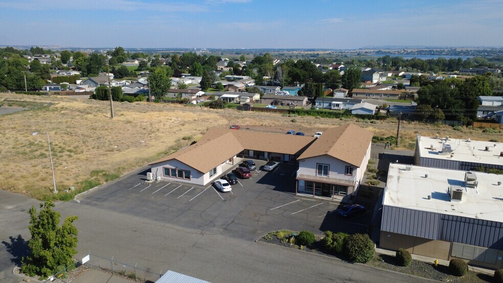 8514 W Gage Blvd, Kennewick, WA à vendre - Photo de l’immeuble – Image 3 sur 3