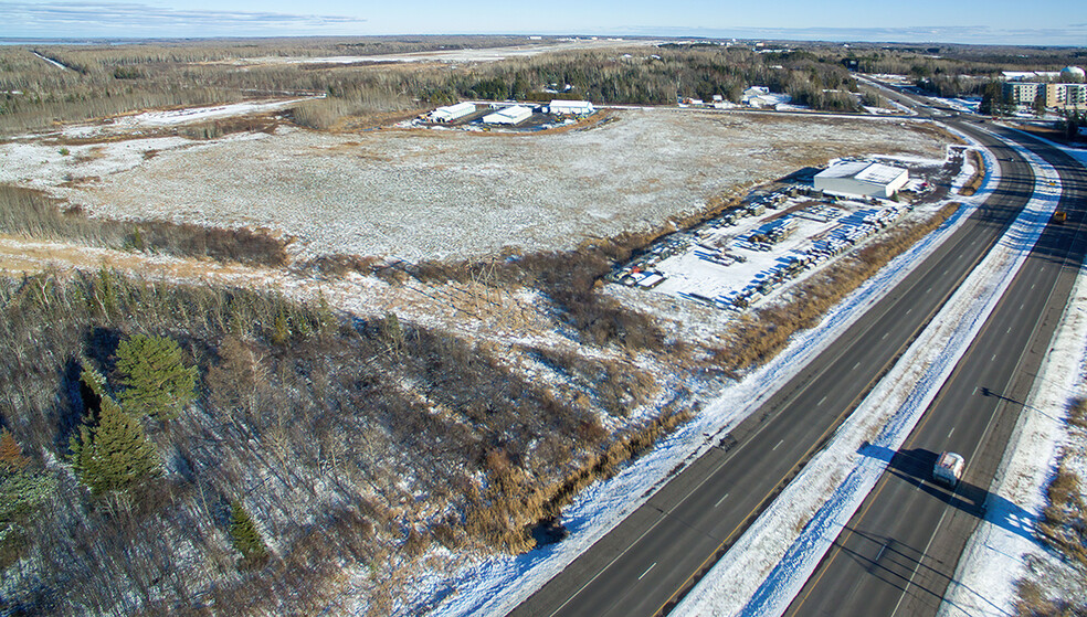 5315 Miller Trunk Hwy, Hermantown, MN à louer - Photo de l’immeuble – Image 3 sur 3
