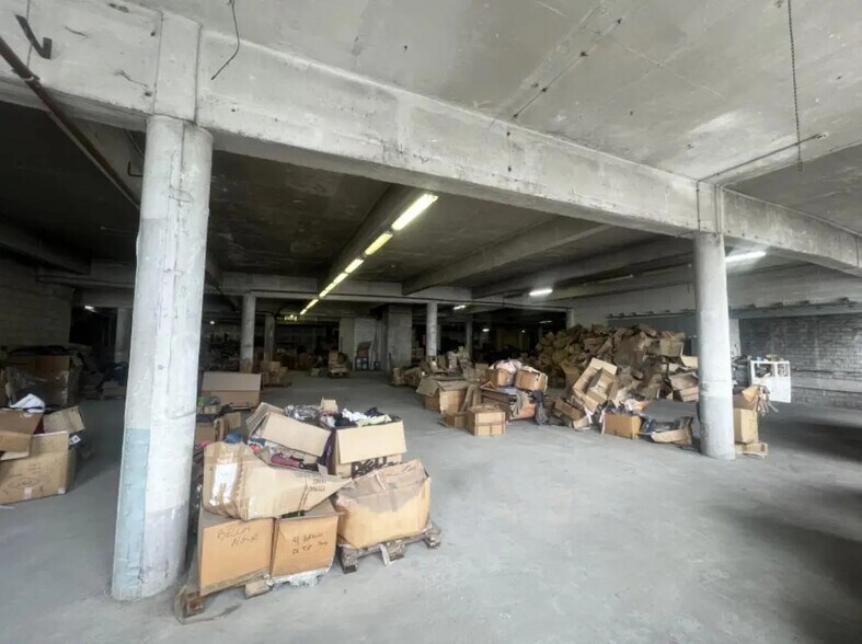 Local d’activités dans Choisy-le-Roi à louer - Photo intérieure – Image 3 sur 6