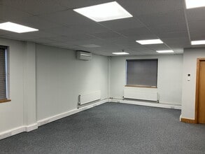 15 Kings Ct, Newmarket à louer Photo intérieure– Image 2 sur 3