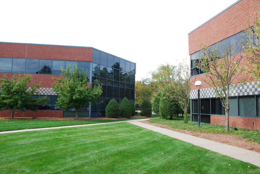 85 Rangeway Rd, Billerica, MA à louer - Photo de l’immeuble – Image 2 sur 5