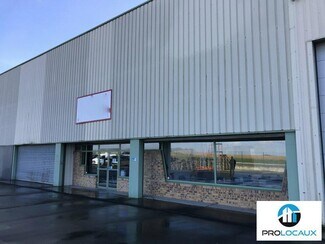 Plus de détails pour Local d'activités à louer