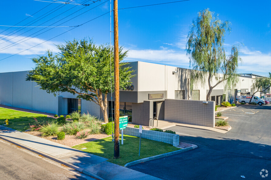 1140 W Alameda Dr, Tempe, AZ à louer - Photo de l’immeuble – Image 2 sur 11