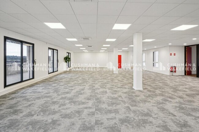 Plus de détails pour 5-7 Chemin Du Tronchon, Dardilly - Bureau à vendre