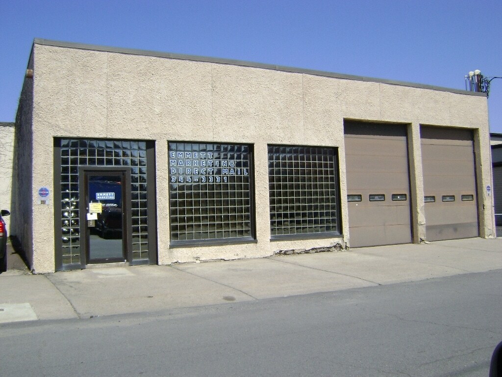 337 E Gibson St, Scranton, PA à louer Photo principale– Image 1 sur 3