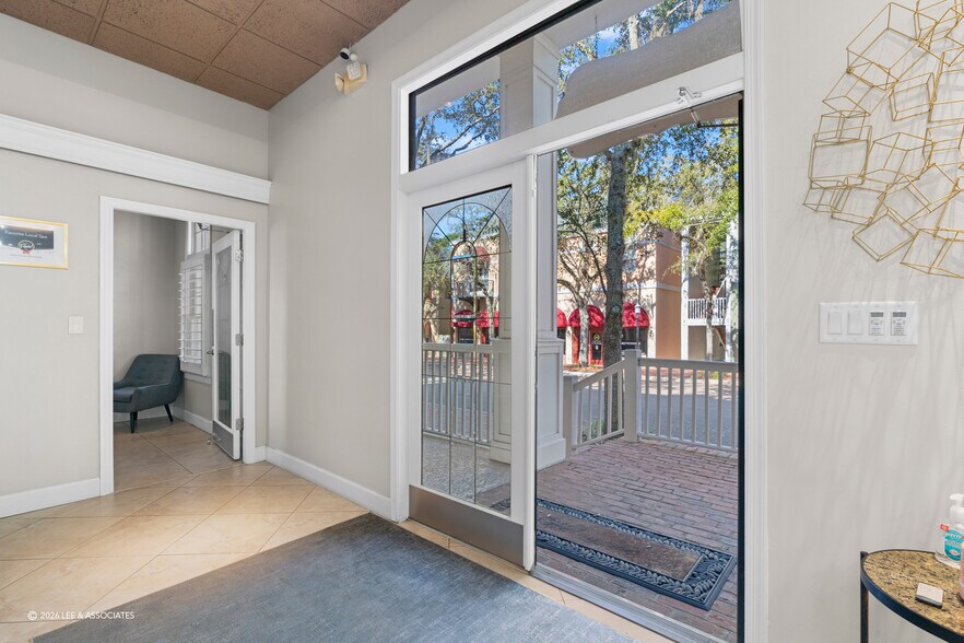 5207 SW 91st Ter, Gainesville, FL à vendre - Photo de l’immeuble – Image 2 sur 18