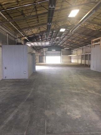 Plus de détails pour 5900 NW 2nd St, Des Moines, IA - Industriel/Logistique à vendre