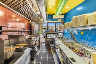 Plus de détails pour 92-16 Rockaway Beach Blvd, Rockaway Beach, NY - Local commercial à louer