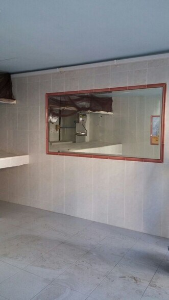 Local commercial dans Córdoba, Córdoba à louer - Photo de l’immeuble – Image 3 sur 9