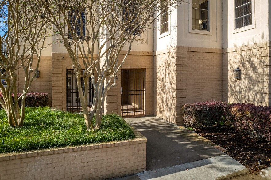 3000 Smith St, Houston, TX à vendre - Photo de l’immeuble – Image 3 sur 4
