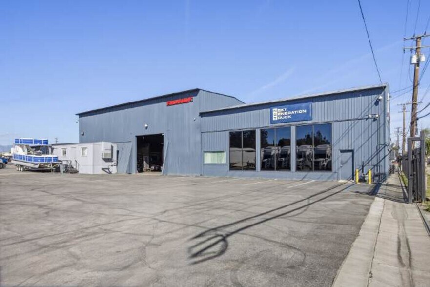 14578 Valley Blvd - GTS Group portefeuille de 3 biens à vendre sur LoopNet.fr - Photo de l’immeuble – Image 1 sur 16
