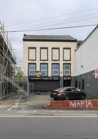 Plus de détails pour 21 Thornhill St, Wakefield - Local commercial à louer