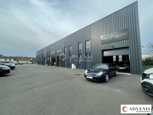 Plus de détails pour Local d’activités à vendre