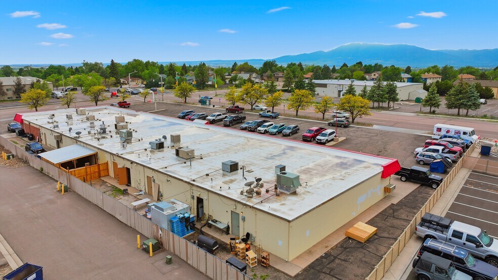 1817-1873 Peterson Rd, Colorado Springs, CO à vendre - Photo de l’immeuble – Image 3 sur 11