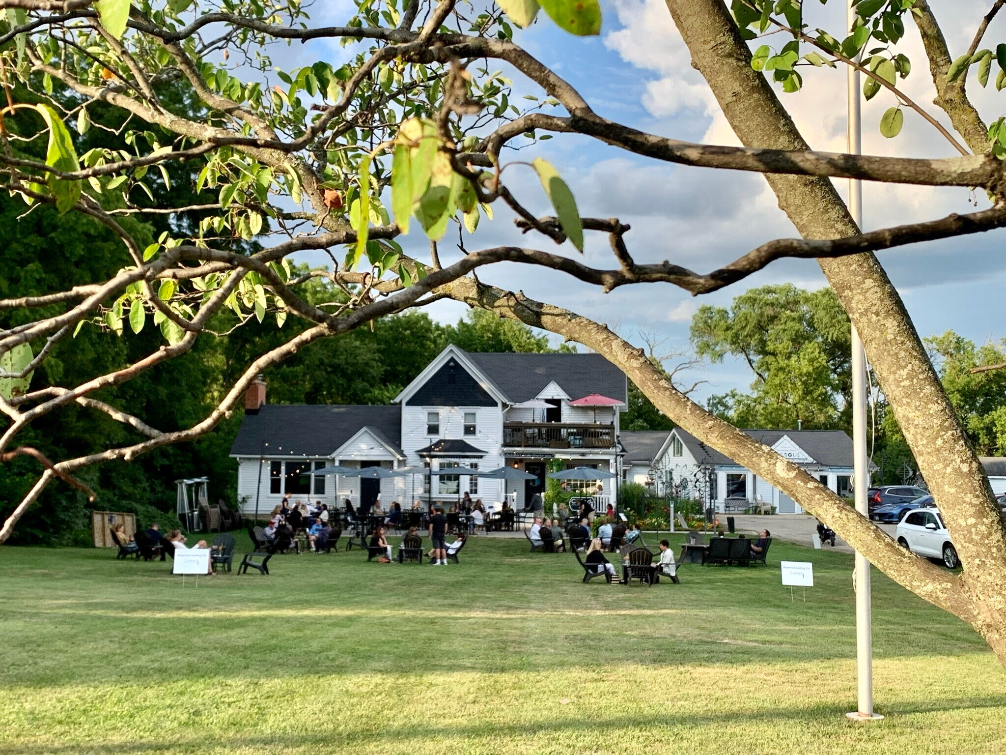 132 Old McHenry Rd, Long Grove, IL à louer Photo de l’immeuble– Image 1 sur 5