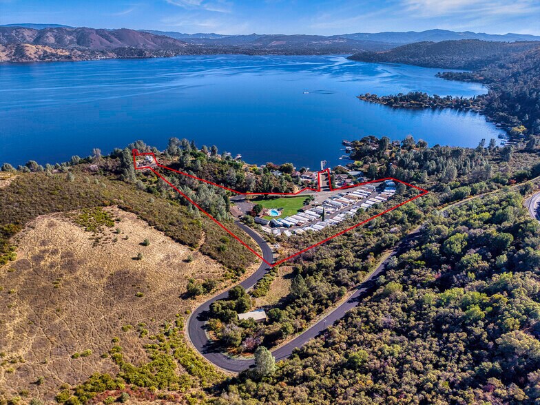 11270 Konocti Vista Dr, Lower Lake, CA à vendre - Photo principale – Image 1 sur 16