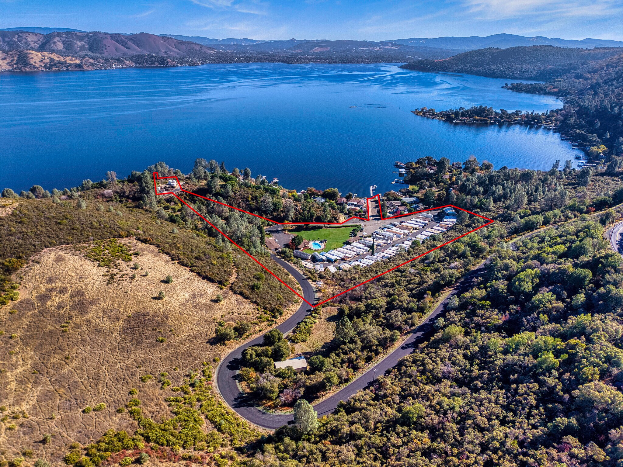 11270 Konocti Vista Dr, Lower Lake, CA à vendre Photo principale– Image 1 sur 17