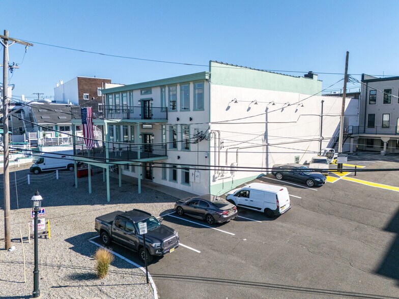 1 American Legion Dr, Keyport, NJ à louer - Photo de l’immeuble – Image 3 sur 31