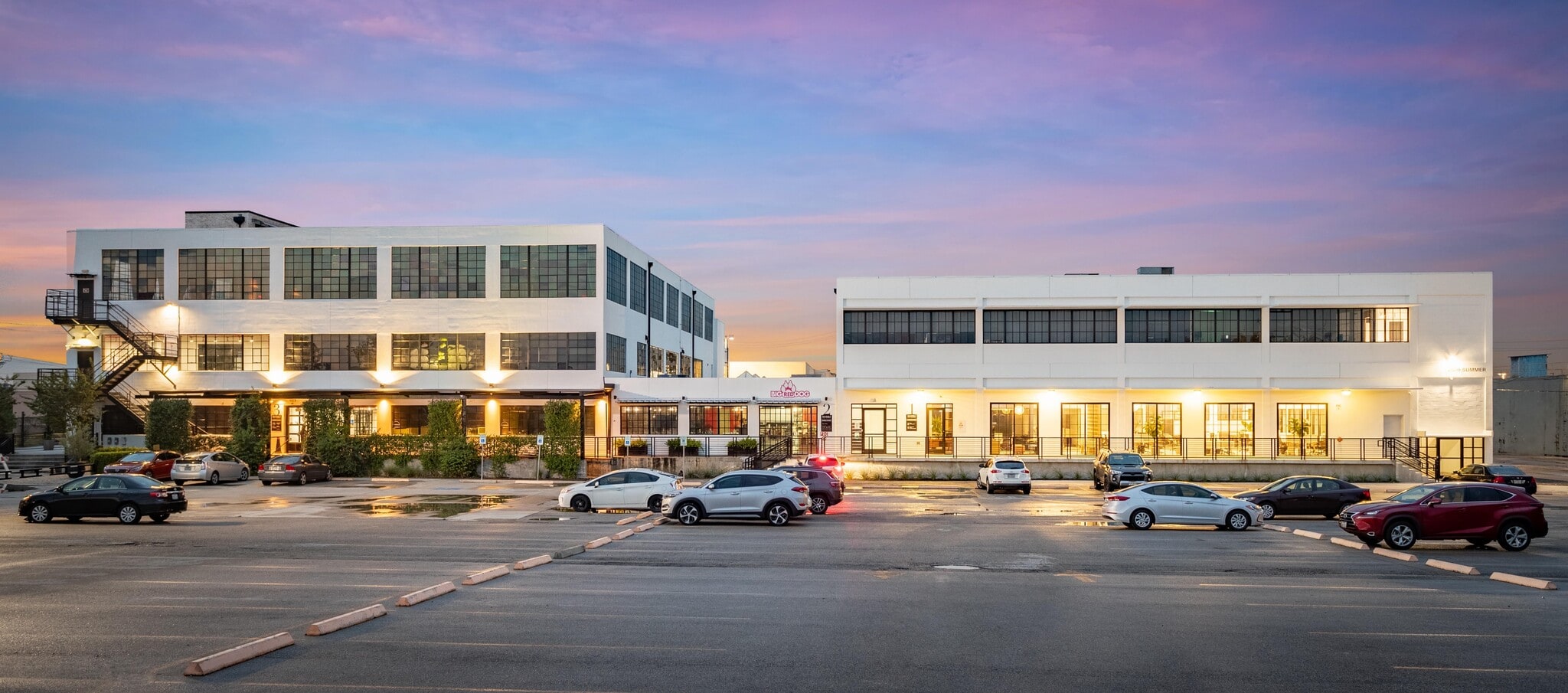 2500 Summer St, Houston, TX à louer Photo principale– Image 1 sur 4