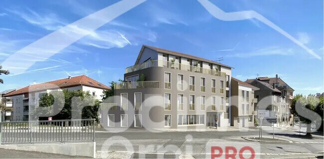 Plus de détails pour Local d’activités à vendre