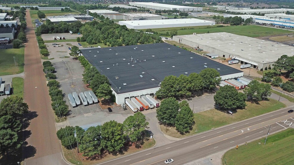 8601 Hacks Cross Rd, Olive Branch, MS à louer - Photo de l’immeuble – Image 2 sur 2