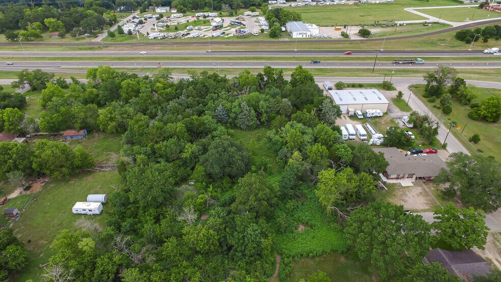 000 N Earl Rudder Fwy, Bryan, TX à vendre - Photo de l’immeuble – Image 2 sur 7