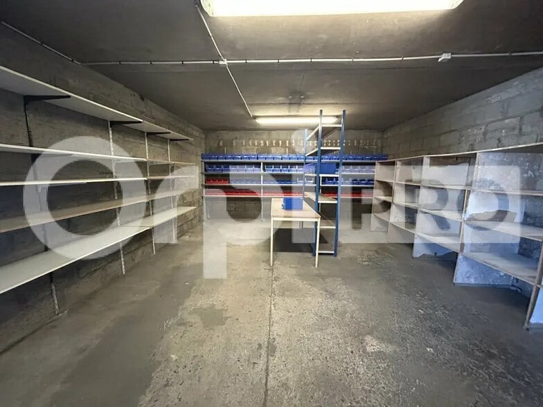 Local d’activités dans Compiègne à louer - Photo intérieure – Image 2 sur 7