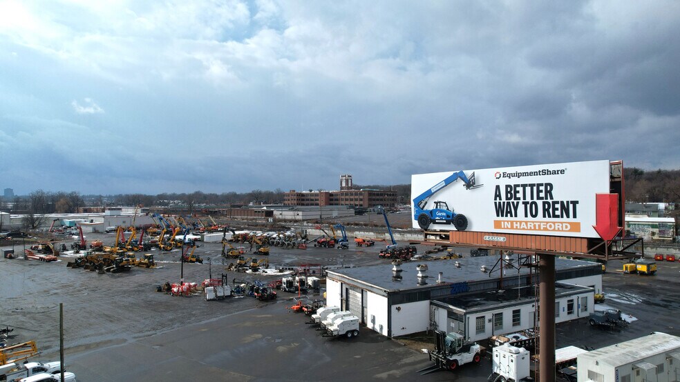 321 W Service Rd, Hartford, CT à vendre - Photo de l’immeuble – Image 3 sur 9