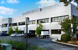 Plus de détails pour 3350 W Bayshore Rd, Palo Alto, CA - Local d'activités à louer