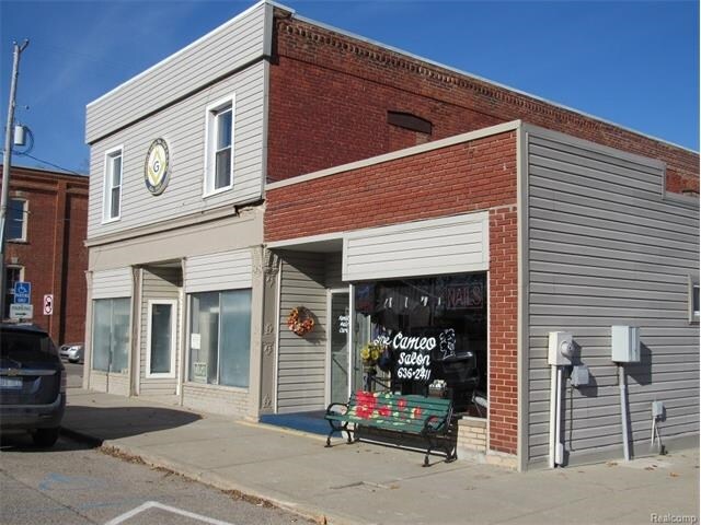 10241 Hegel Rd, Goodrich, MI à louer - Photo de l’immeuble – Image 2 sur 8