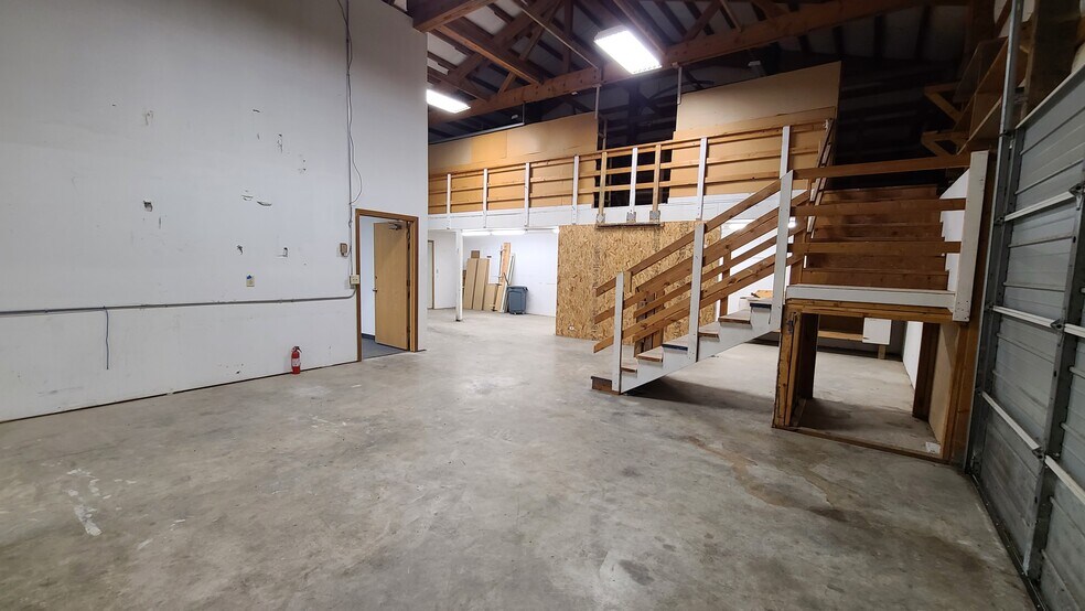 11781 Watertank Rd, Burlington, WA à louer - Photo intérieure – Image 3 sur 8