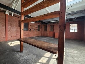 501 Pedernales St, Austin, TX à louer Photo intérieure– Image 2 sur 8