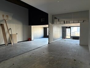 1551-1560 Rocky Point Rd, Middle Island, NY à louer Photo intérieure– Image 2 sur 7