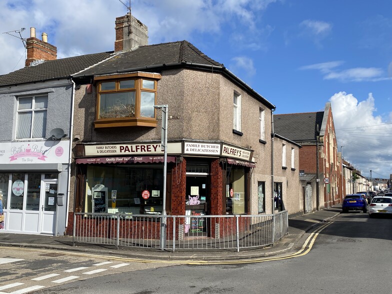 33-36A Church Rd, Newport à vendre - Photo de l’immeuble – Image 2 sur 3