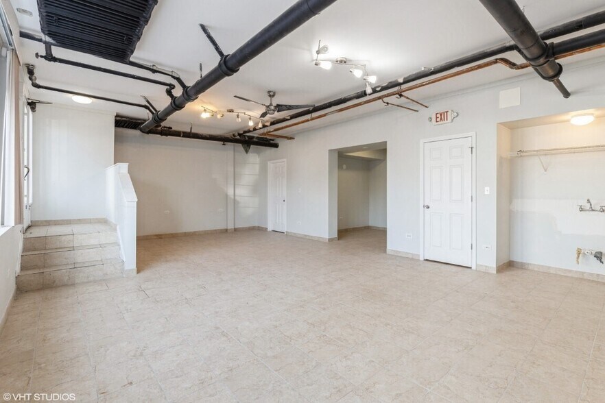 2415 W Pratt Blvd, Chicago, IL à vendre - Photo intérieure – Image 3 sur 12
