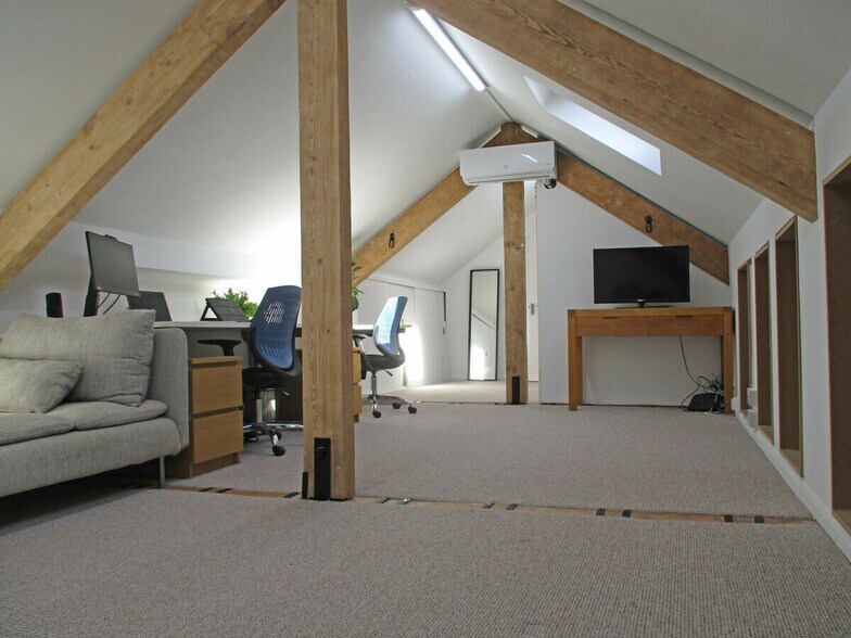 10 Beeches Rd, Crowborough à vendre - Photo intérieure – Image 2 sur 4