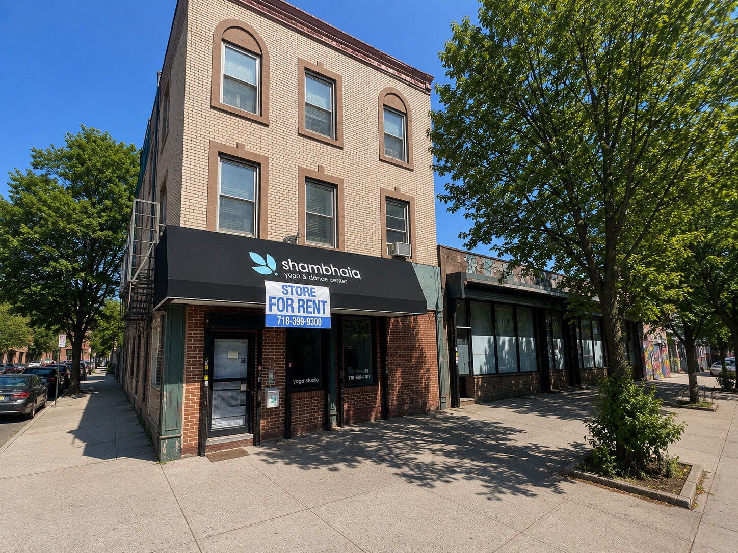 691-697 Washington Ave, Brooklyn, NY à louer Photo principale– Image 1 sur 9